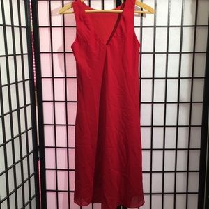 B. Moss Sleeveless Dress Size 6